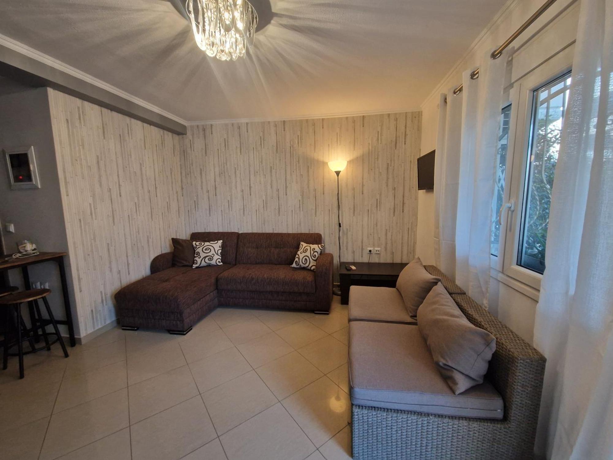 Néa Péramos Iro Apartments מראה חיצוני תמונה